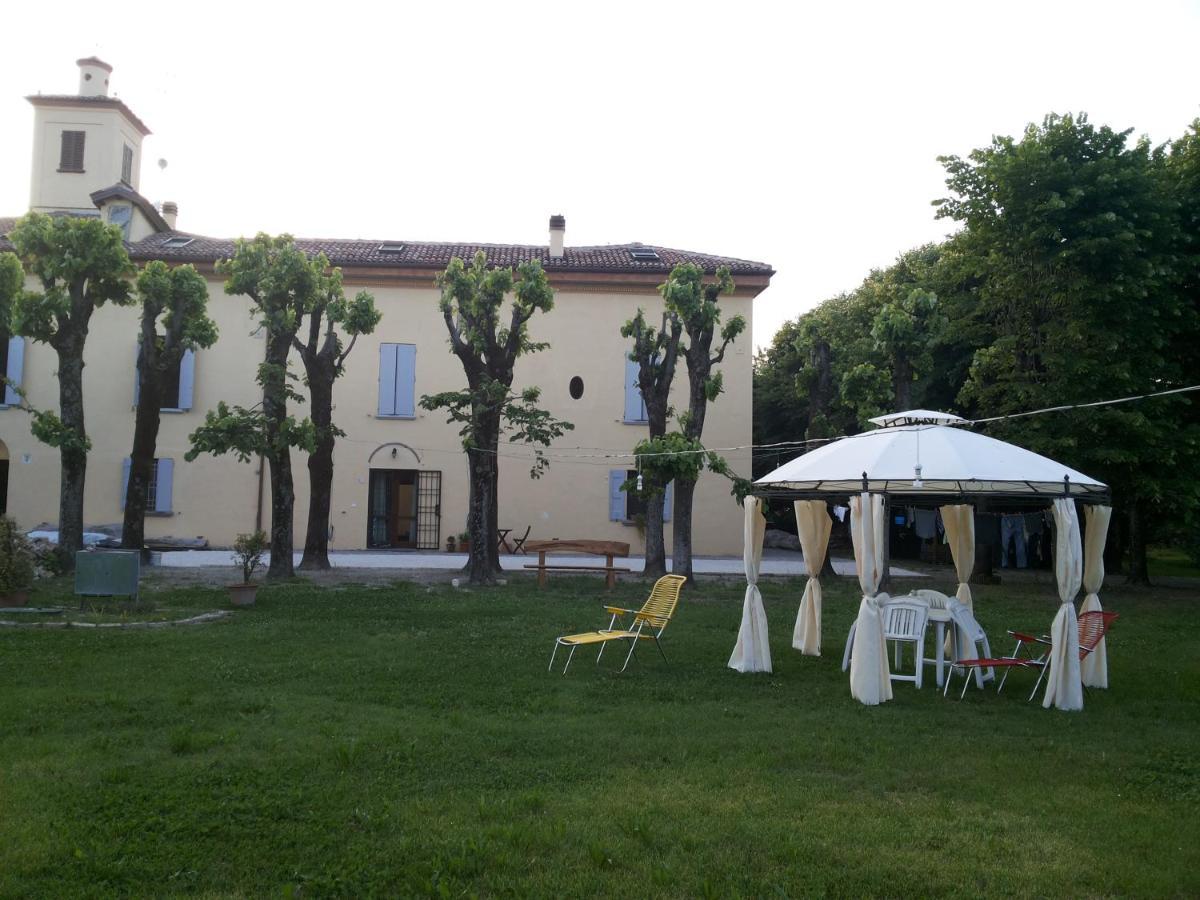 La Torre Di Longara Bed & Breakfast Калдерала ди Рено Екстериор снимка
