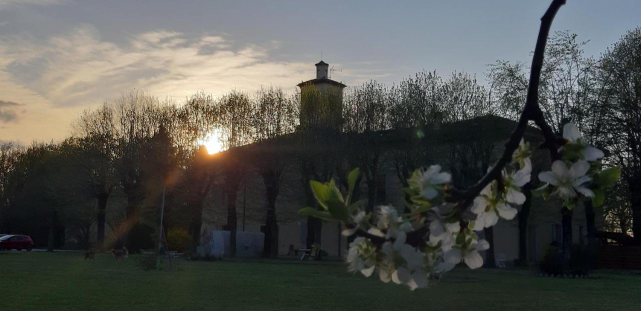 La Torre Di Longara Bed & Breakfast Калдерала ди Рено Екстериор снимка
