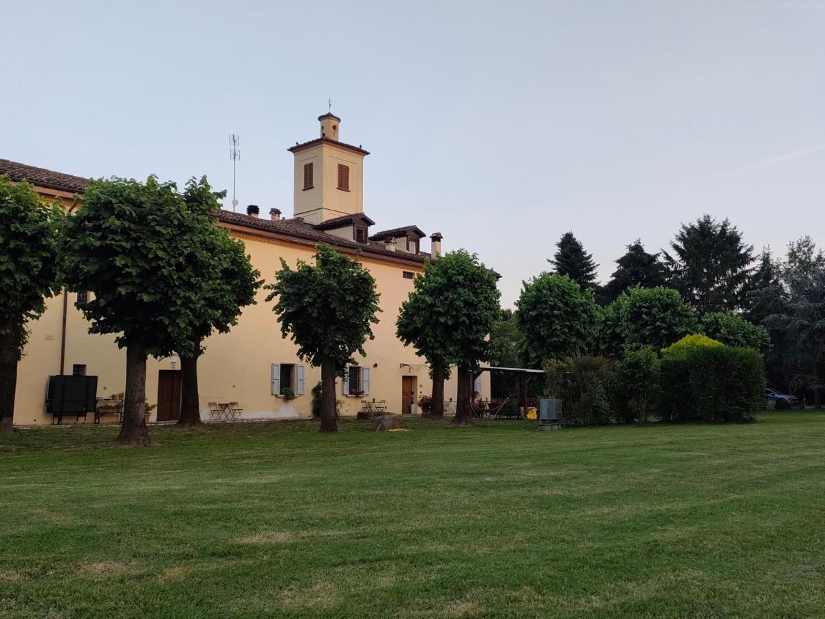 La Torre Di Longara Bed & Breakfast Калдерала ди Рено Екстериор снимка
