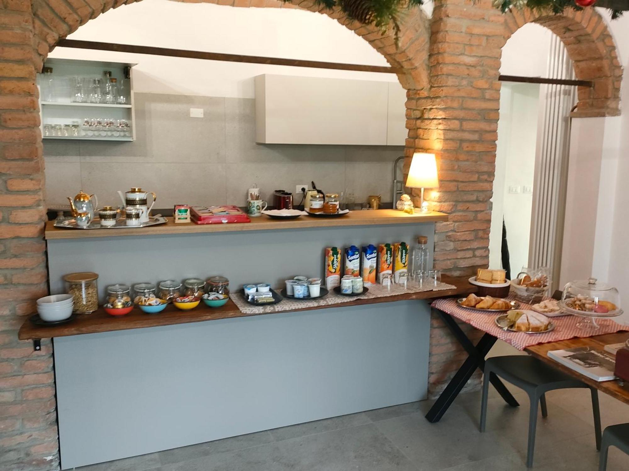 La Torre Di Longara Bed & Breakfast Калдерала ди Рено Екстериор снимка